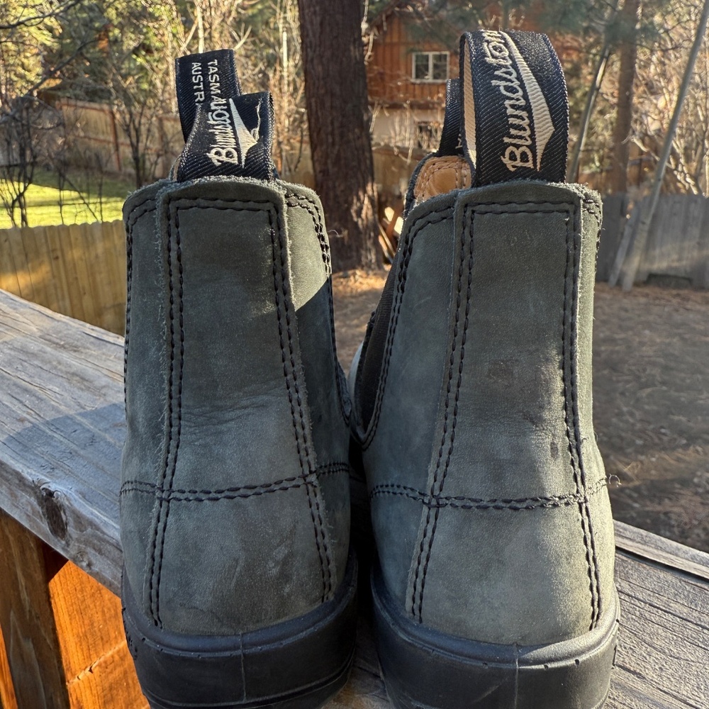 Blundstone boots, size 6 - Picture 3 of 5